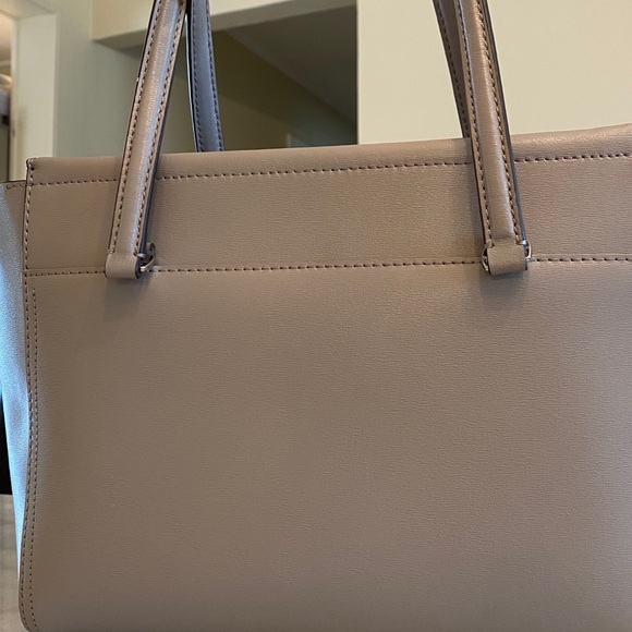 Tory Burch Parker Small Tote - Picture 3 of 6